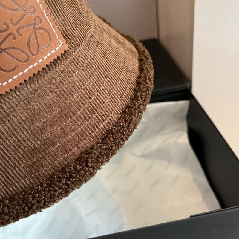 Loewe Caps